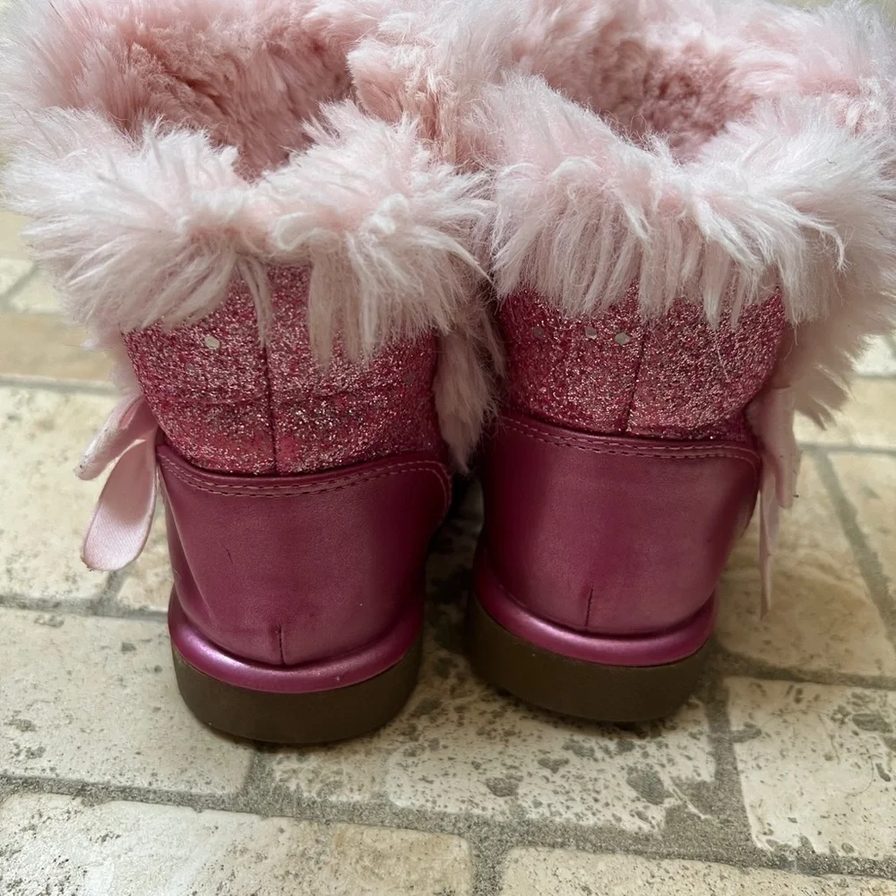 Juicy Size 6M (Baby/Toddler) Girls Pink Furry Winter Boots
